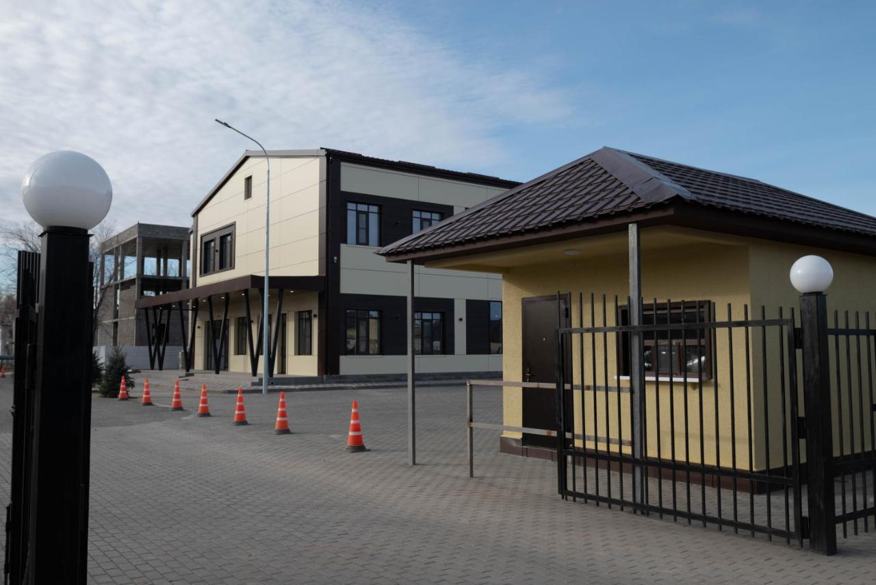Chagala Hotel Aksai Aksay Exterior photo
